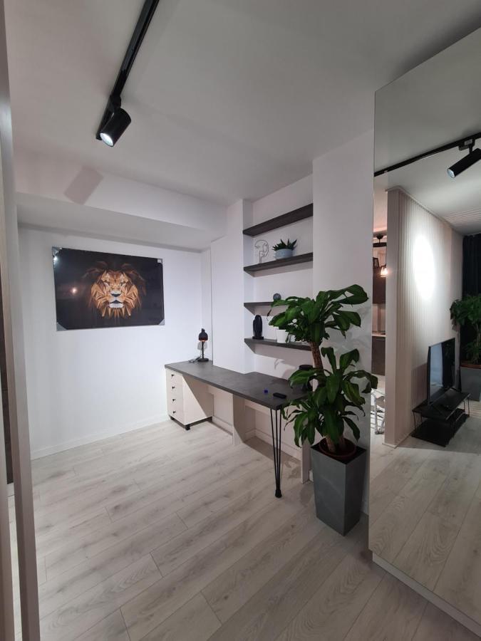 Studio 1 Camera Bucureşti Ngoại thất bức ảnh